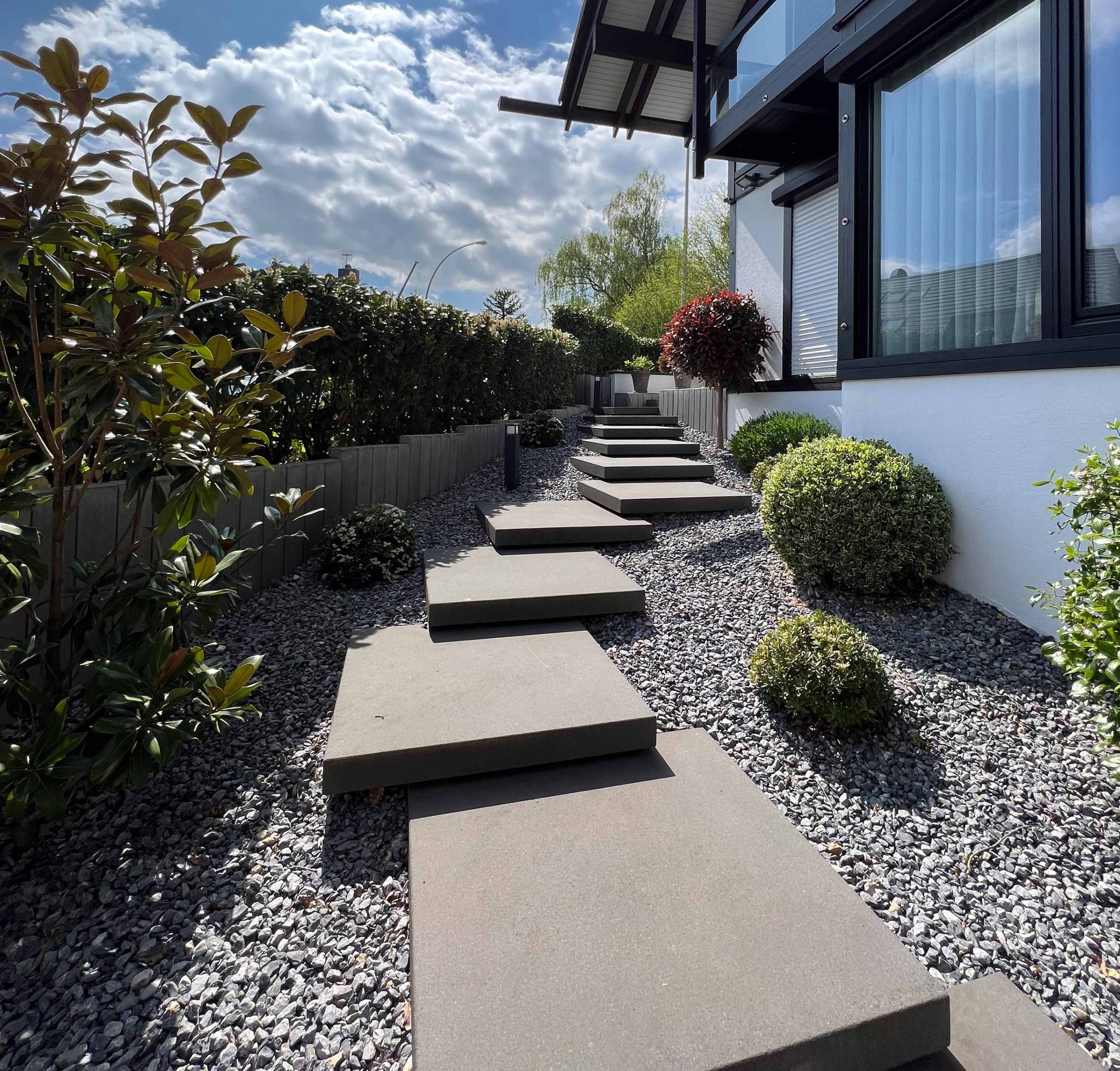 Referenz vom Gehwegbau mit moderner Gestaltung